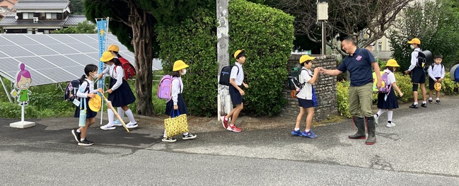 西益田小学校
